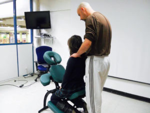 le massage assis demonstration